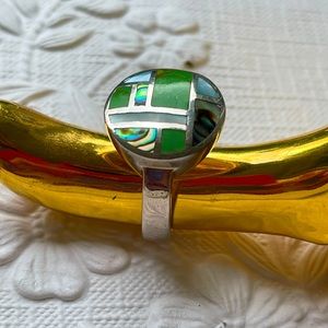 Green Turquoise, Mother of Pearl and Abalone inlaid Round Ring Stamped 925.